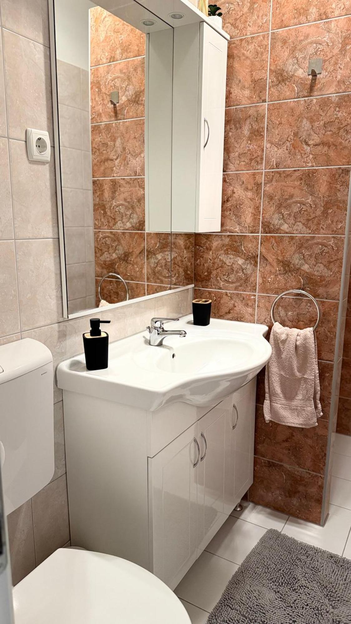Apartman Nino 노비그래드달마샤 외부 사진